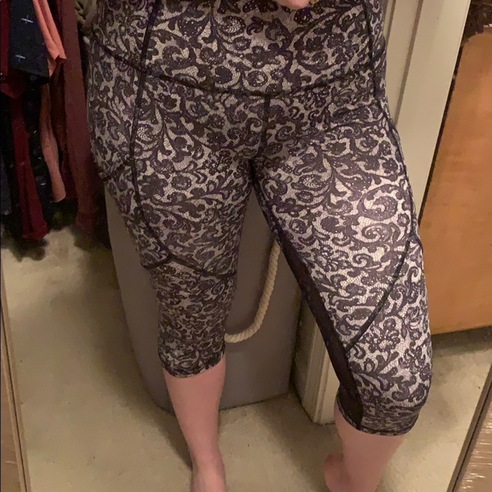 Lululemon pace rival crop